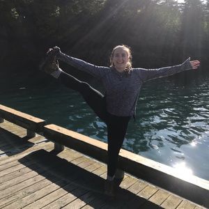 Meet your Posher, Danielle